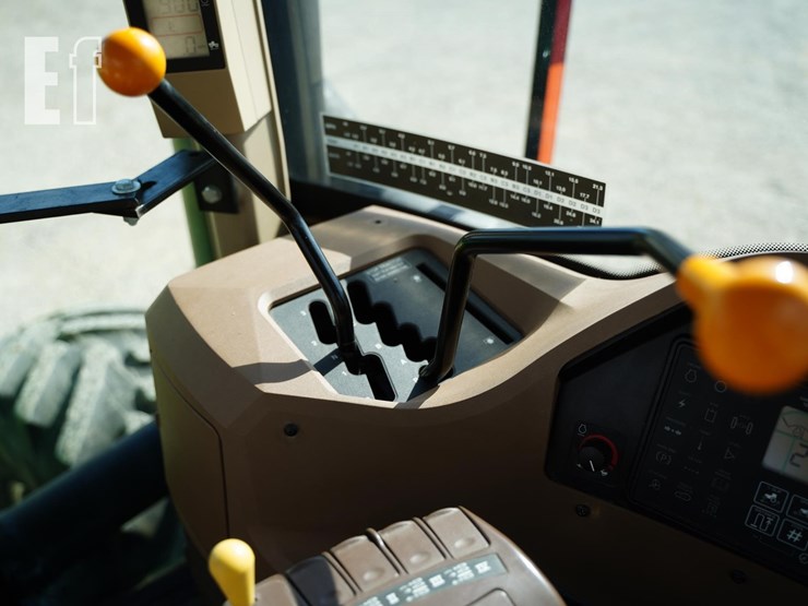2002-john-deere-9120-image-38