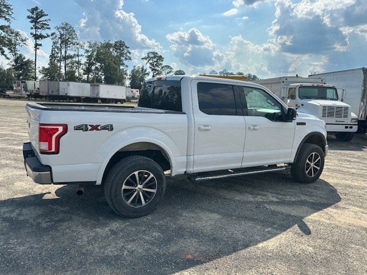 2017-ford-f150-lariat-image-3