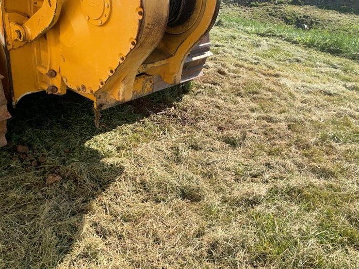 2017-deere-450k-lgp-image-27