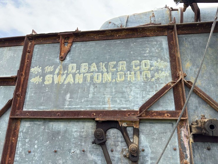 baker-threshing-machine-image-25