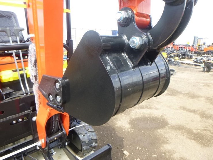 2025-tpm-16-hydraulic-excavator-image-8