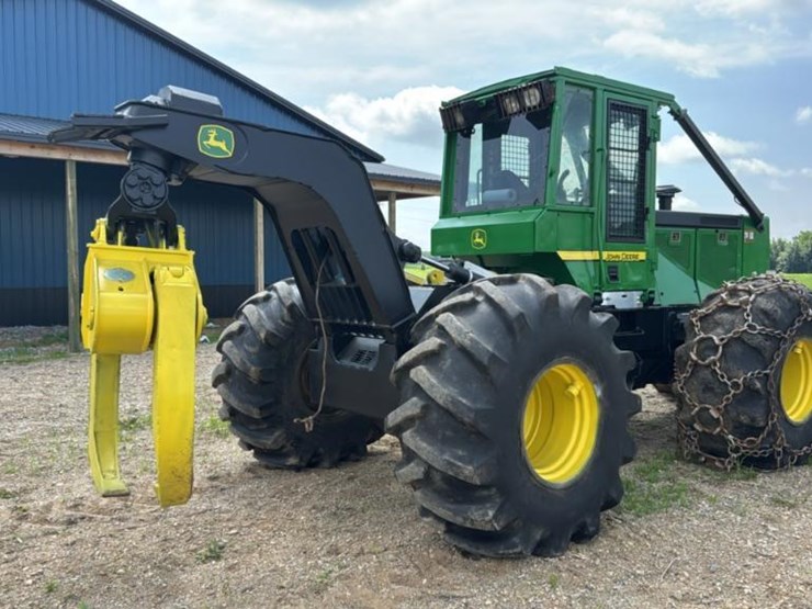 #411-•-2004-john-deere-548glll-skidder-image-5