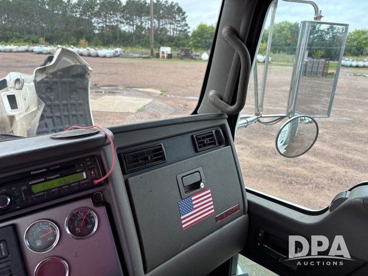 2012-kenworth-bottle-truck-(dr12101-unit-250)-image-66