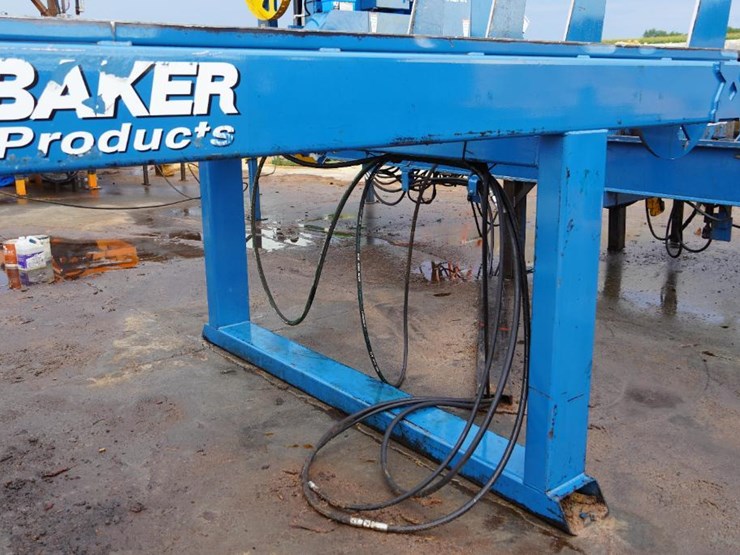 #211-•-2022-baker-log-deck-image-22