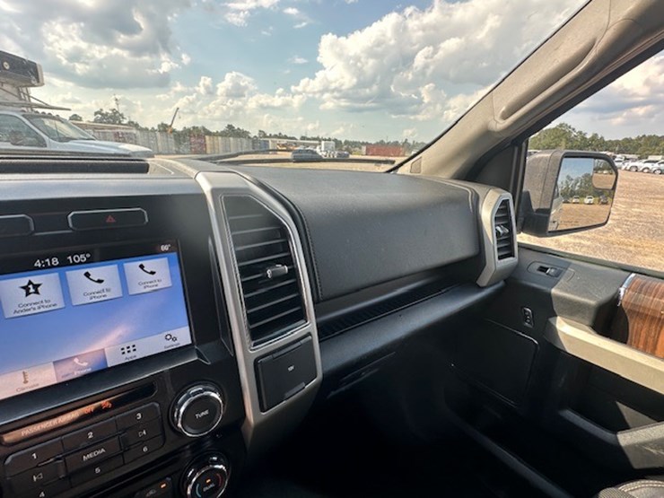 2017-ford-f150-lariat-image-47