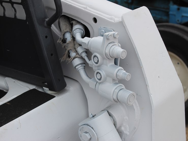 bobcat-t250-image-15