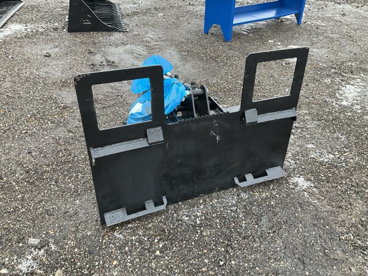 #607-•-skid-steer-spade-grapple-image-5