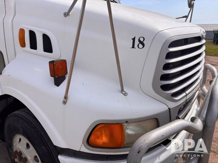 2006-sterling-day-cab-truck-(gp11332,-unit-18)-image-52