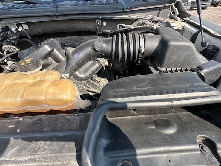 2017-ford-f150-lariat-image-65