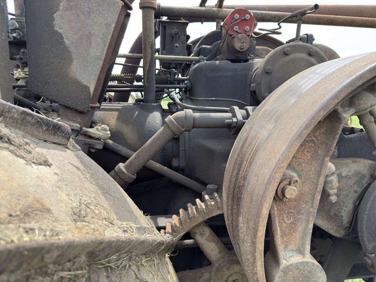 rumely-20-40-model-g-image-22