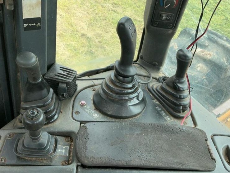 2003-deere-648g-image-102