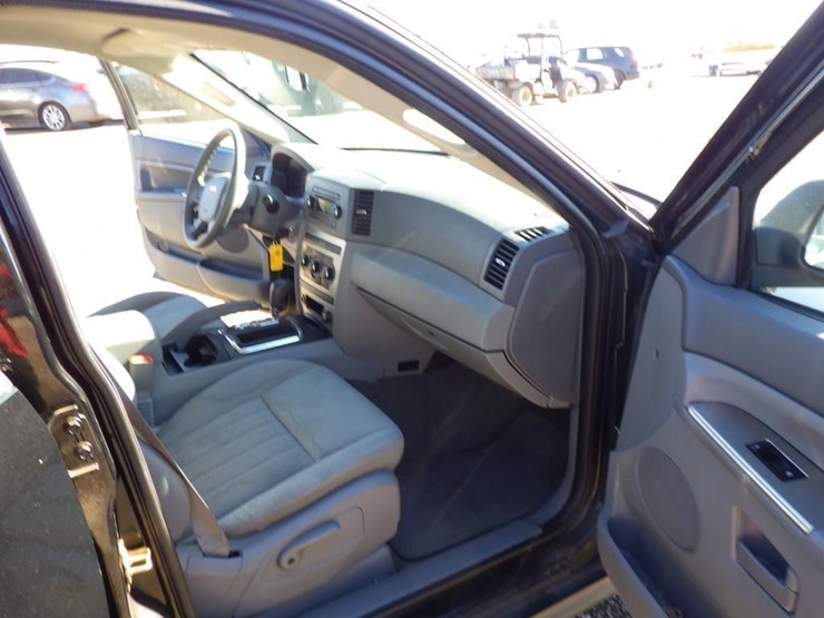 2006-jeep-grand-cherokee-image-6