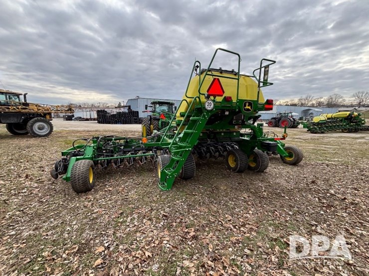2022-john-deere-n530c-image-9