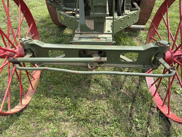 huber-super-4-tractor-image-17