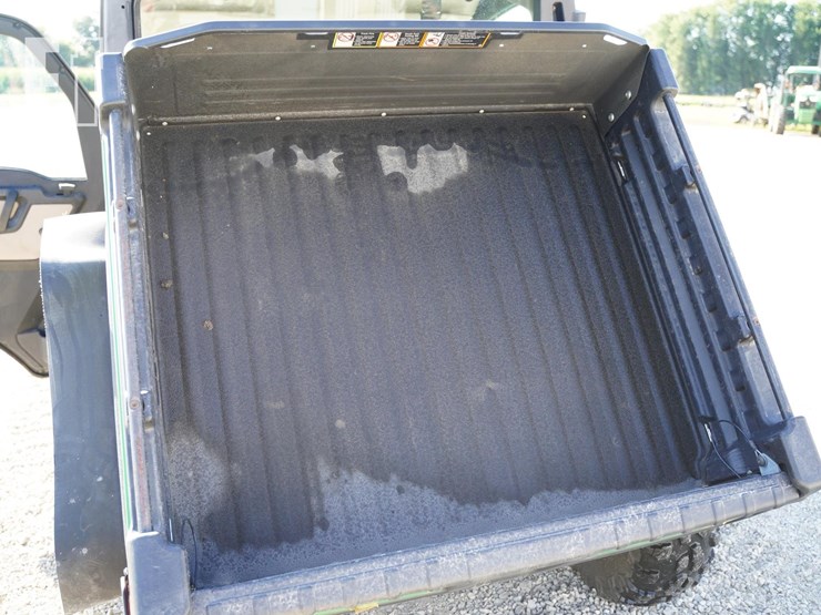 2018-john-deere-gator-xuv-835r-image-23