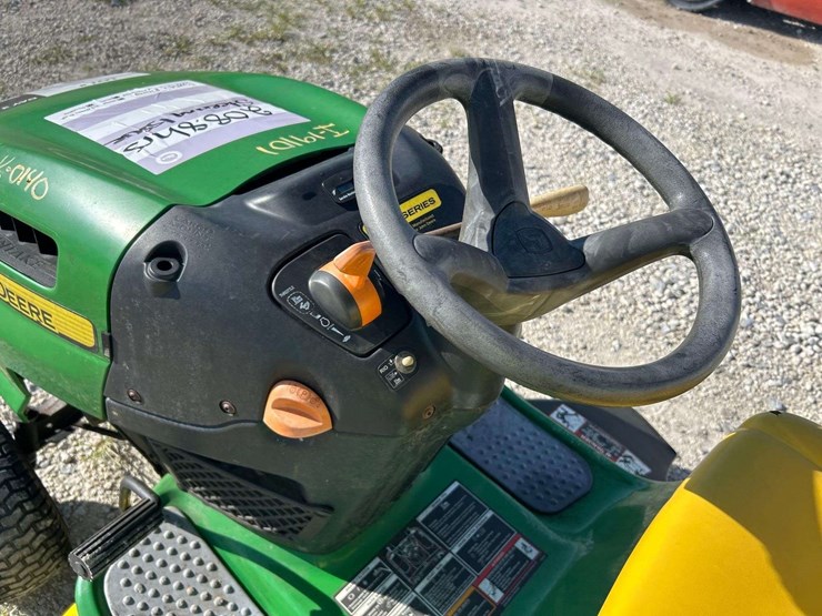 2010-john-deere-la105-image-10
