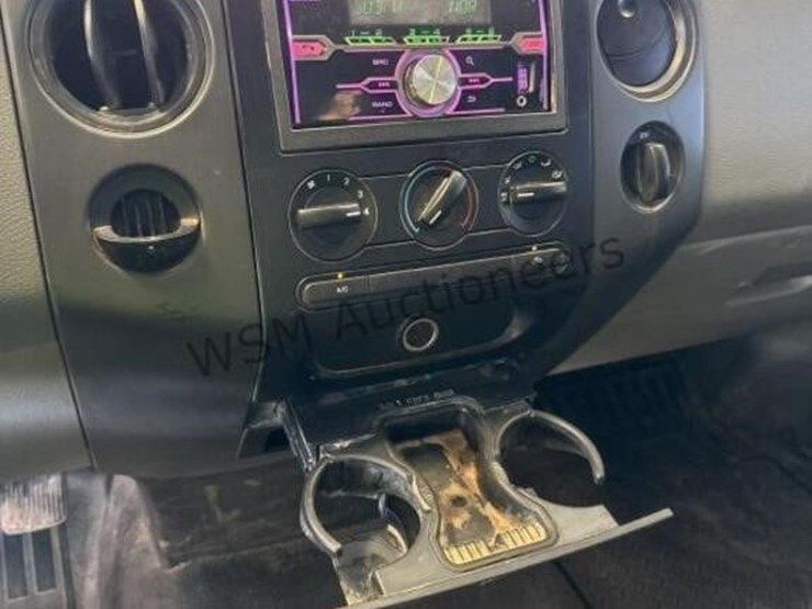 2005-ford-f150-image-19