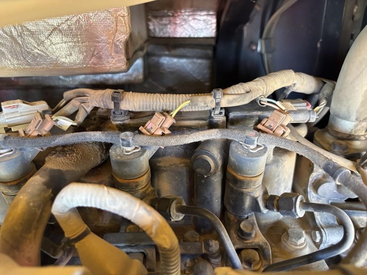 2016-deere-50g-image-55