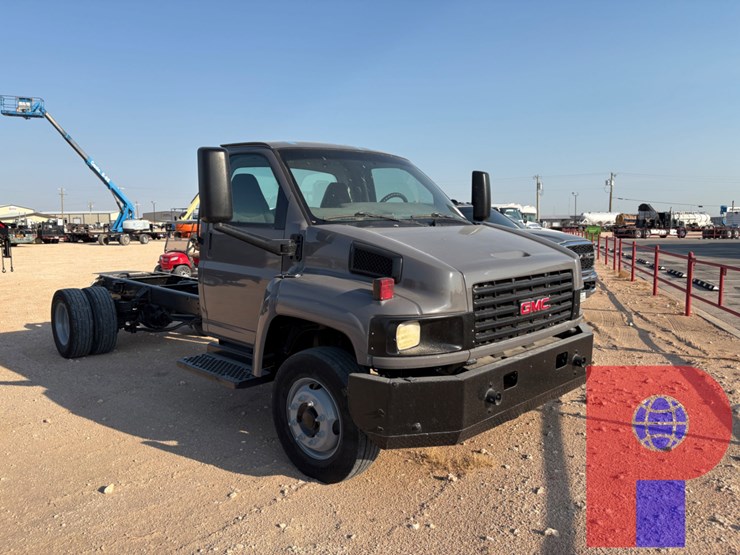 2007-gmc-topkick-c4500-image-2