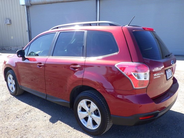 2015-subaru-forester-image-4