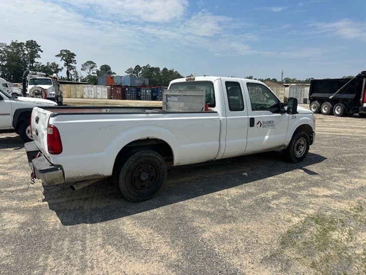 2011-ford-f250-image-3