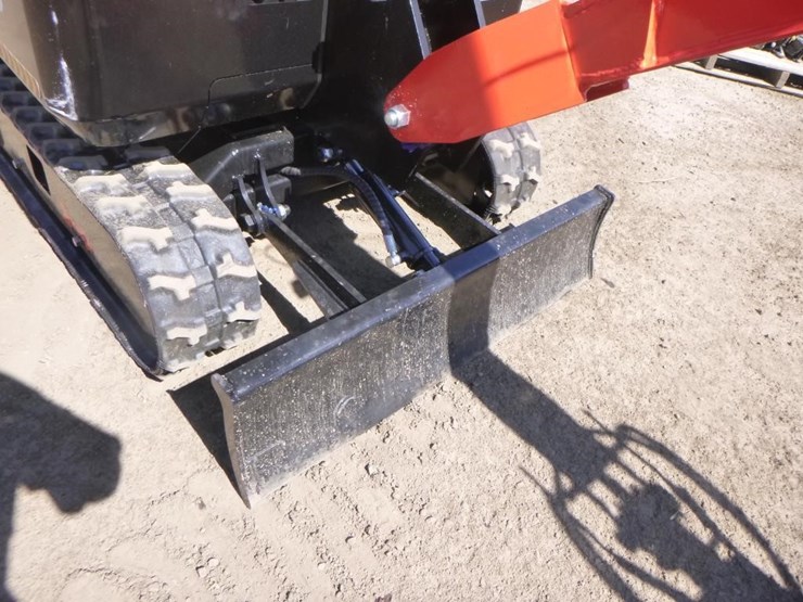 2025-tpm-16-hydraulic-excavator-image-16