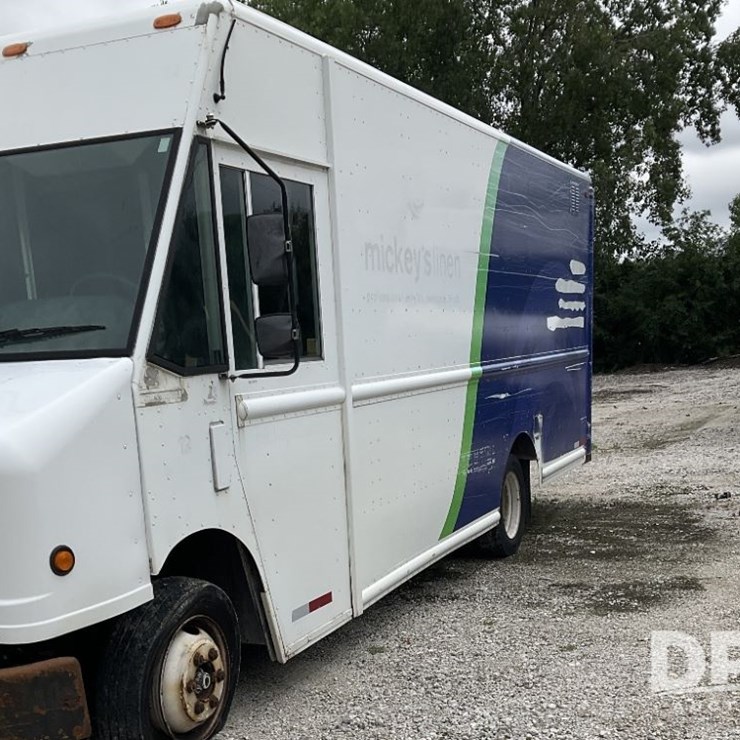 2007 FREIGHTLINER MT45