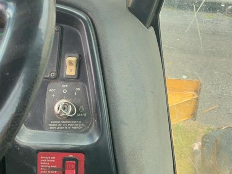 2003-deere-648g-image-106