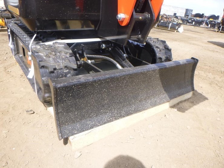 2025-tpm-16-hydraulic-excavator-image-14