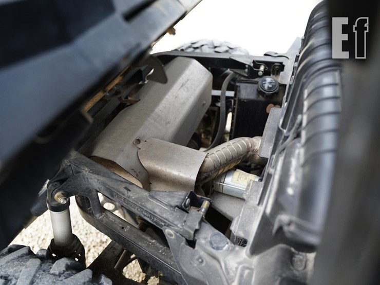 2012-john-deere-gator-rsx-850i-image-31