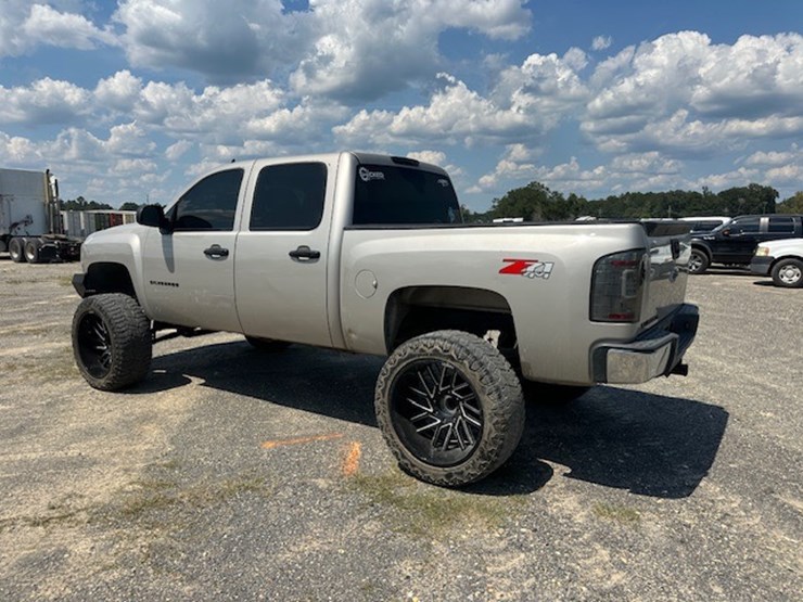 2009-chevrolet-silverado-image-4