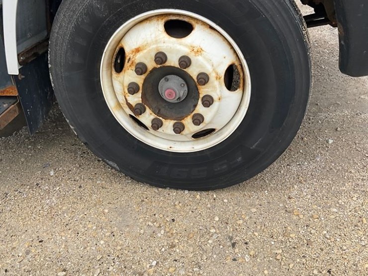 2018-ford-f650-image-14
