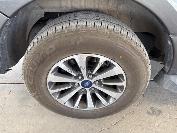 2015-ford-expedition-image-8