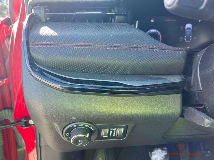 2023-jeep-compass-image-15