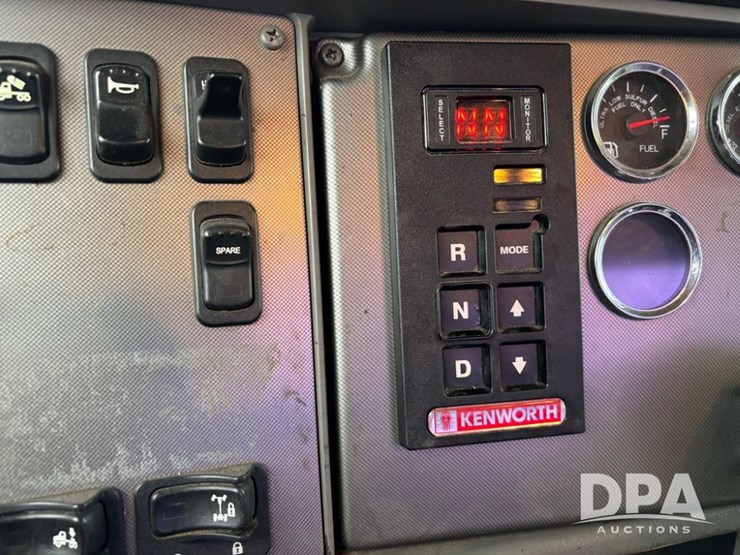2012-kenworth-bottle-truck-(dr12101-unit-250)-image-36