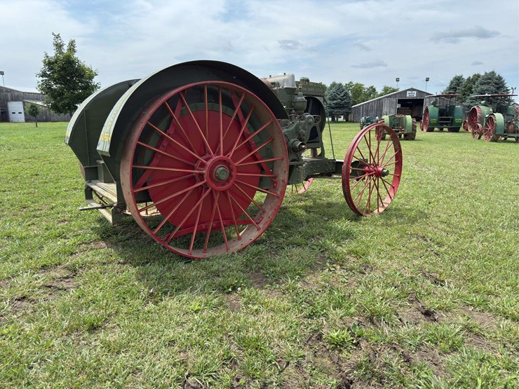 huber-super-4-tractor-image-4