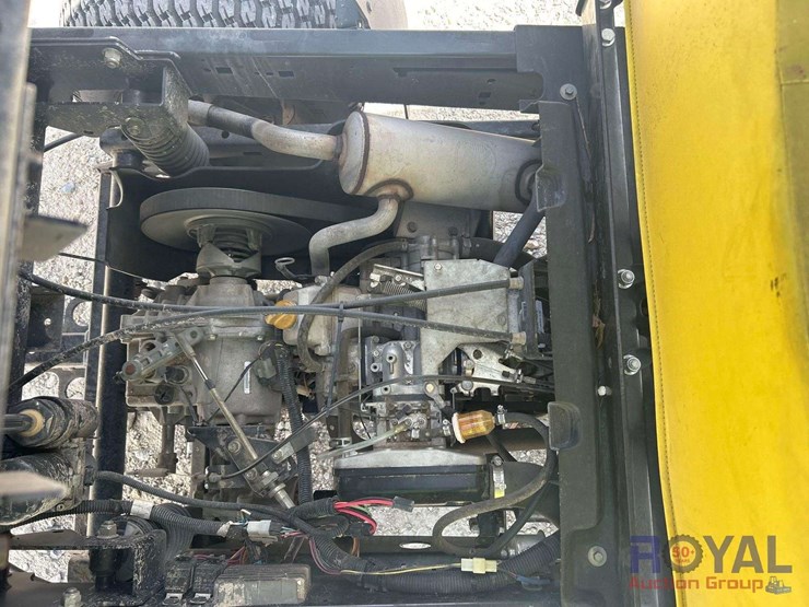 john-deere-gator-image-9