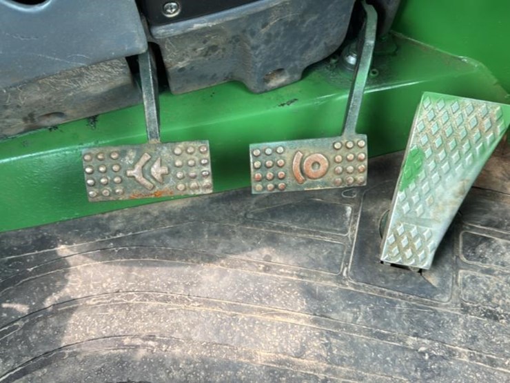 #411-•-2004-john-deere-548glll-skidder-image-12