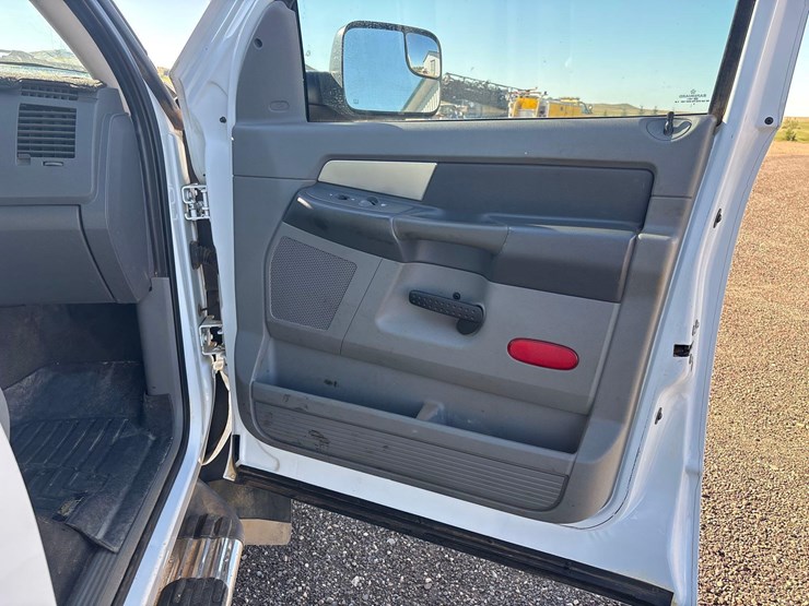 2009-dodge-ram-4500-image-27