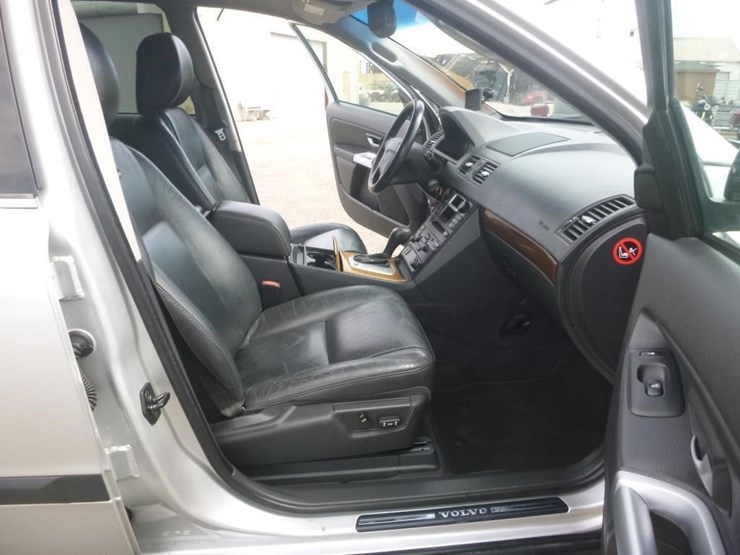 2006-volvo-xc90-image-8