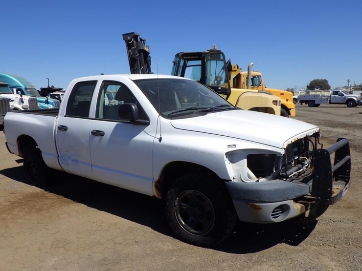 2007-dodge-ram-1500-image-3