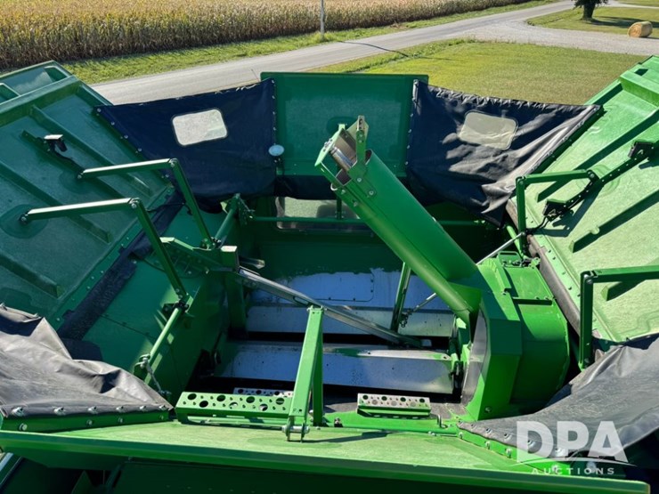 2016-john-deere-s690-image-19