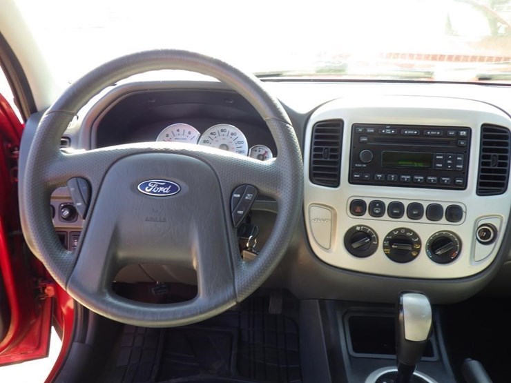 2006-ford-escape-image-9