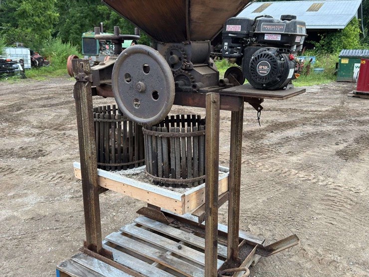 cider-press-image-2