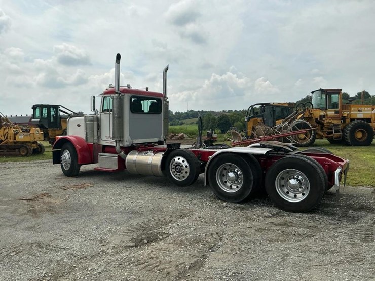 #502-•-2004-peterbilt-truck-image-5