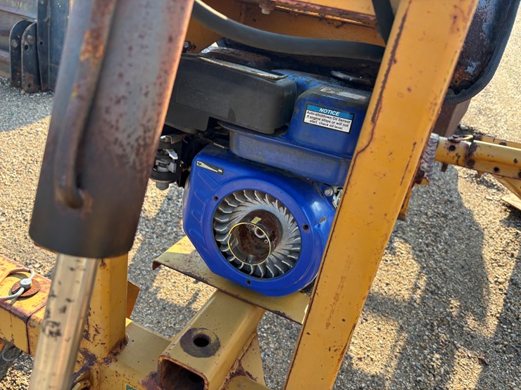 #3470-•-self-propelled-backhoe-image-5