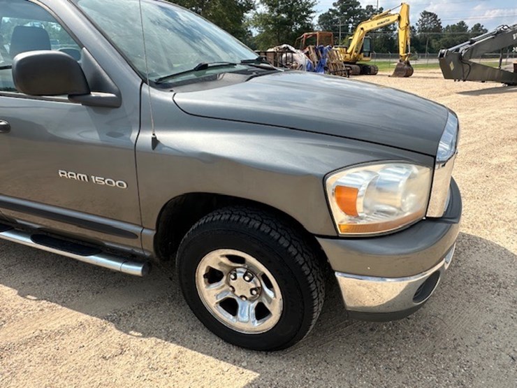 2006-dodge-ram-1500-image-16