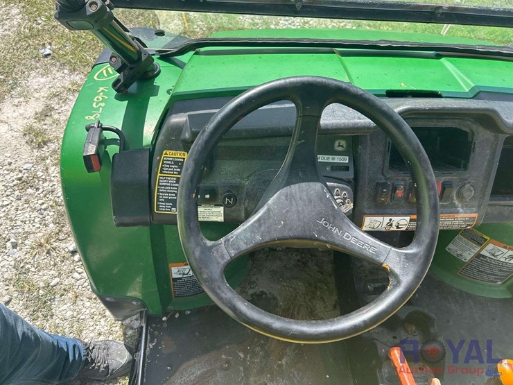 john-deere-gator-image-10
