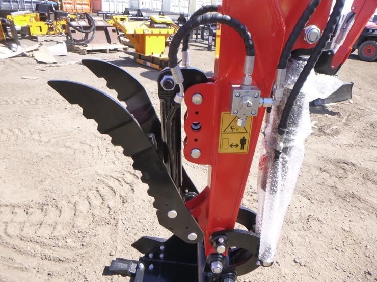2025-tpm-16-hydraulic-excavator-image-12