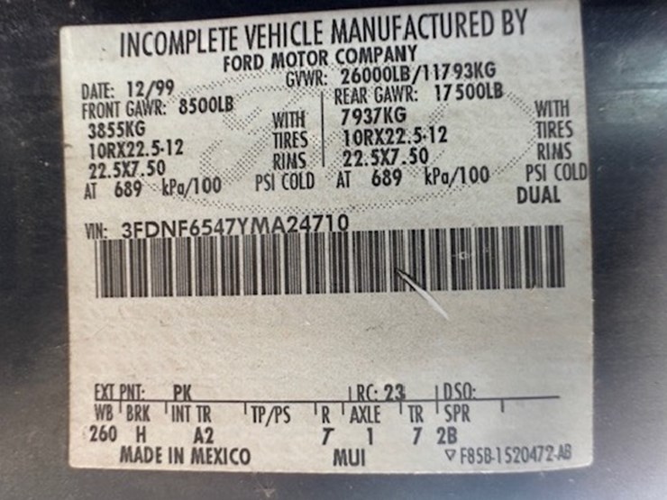 2000-ford-f650-image-32